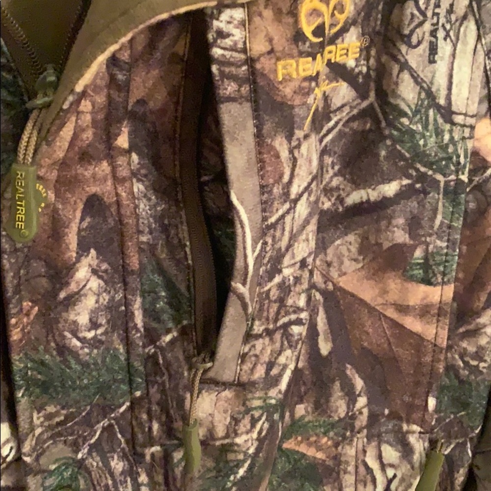 RealTree Camo Jacket - Picture 8 of 8